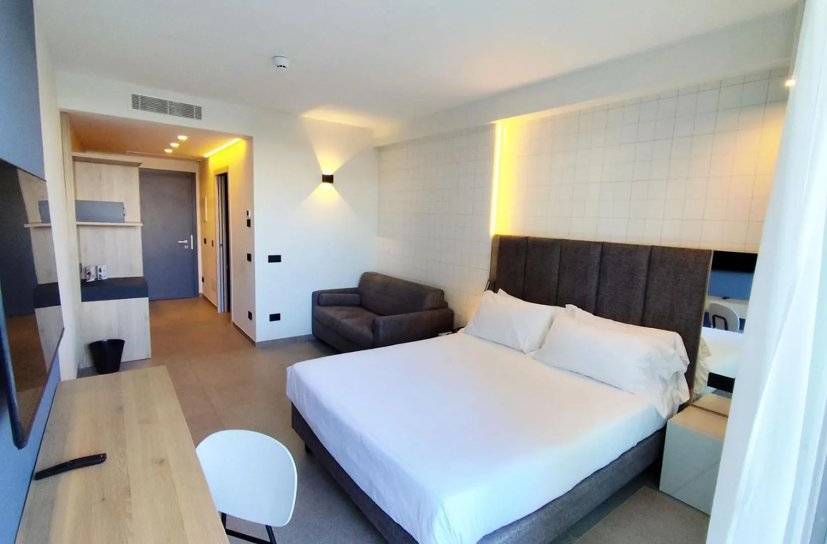 Hotel Sporting Riccione 4*,