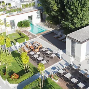Palazzo Castri 1874 & Garden 4* Florence