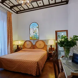Farnese 4* Rome