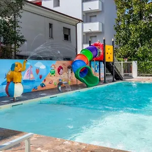 3* Aparthotel Filmare